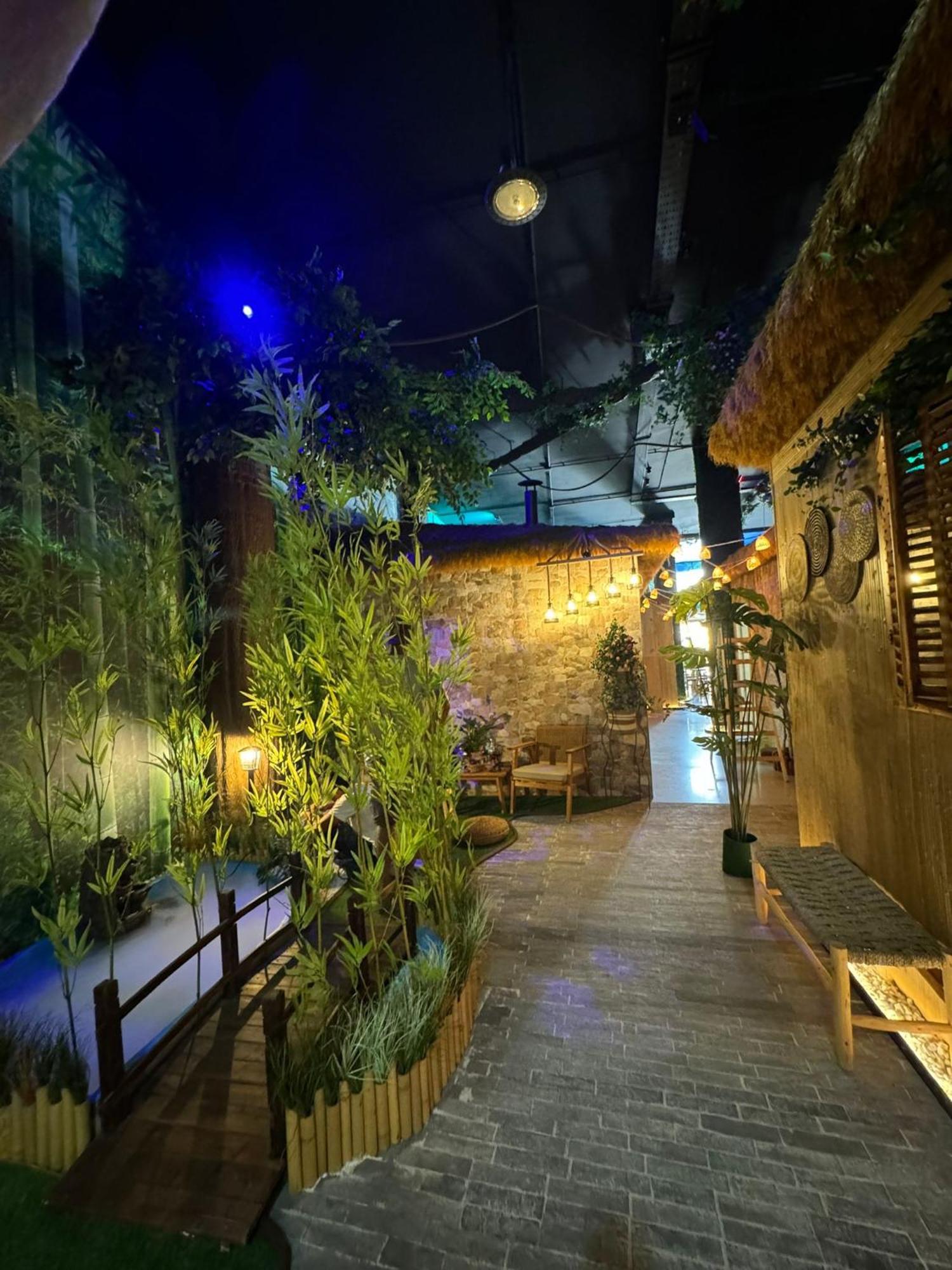 The Pod Suite Hostel Village Valencia Bagian luar foto